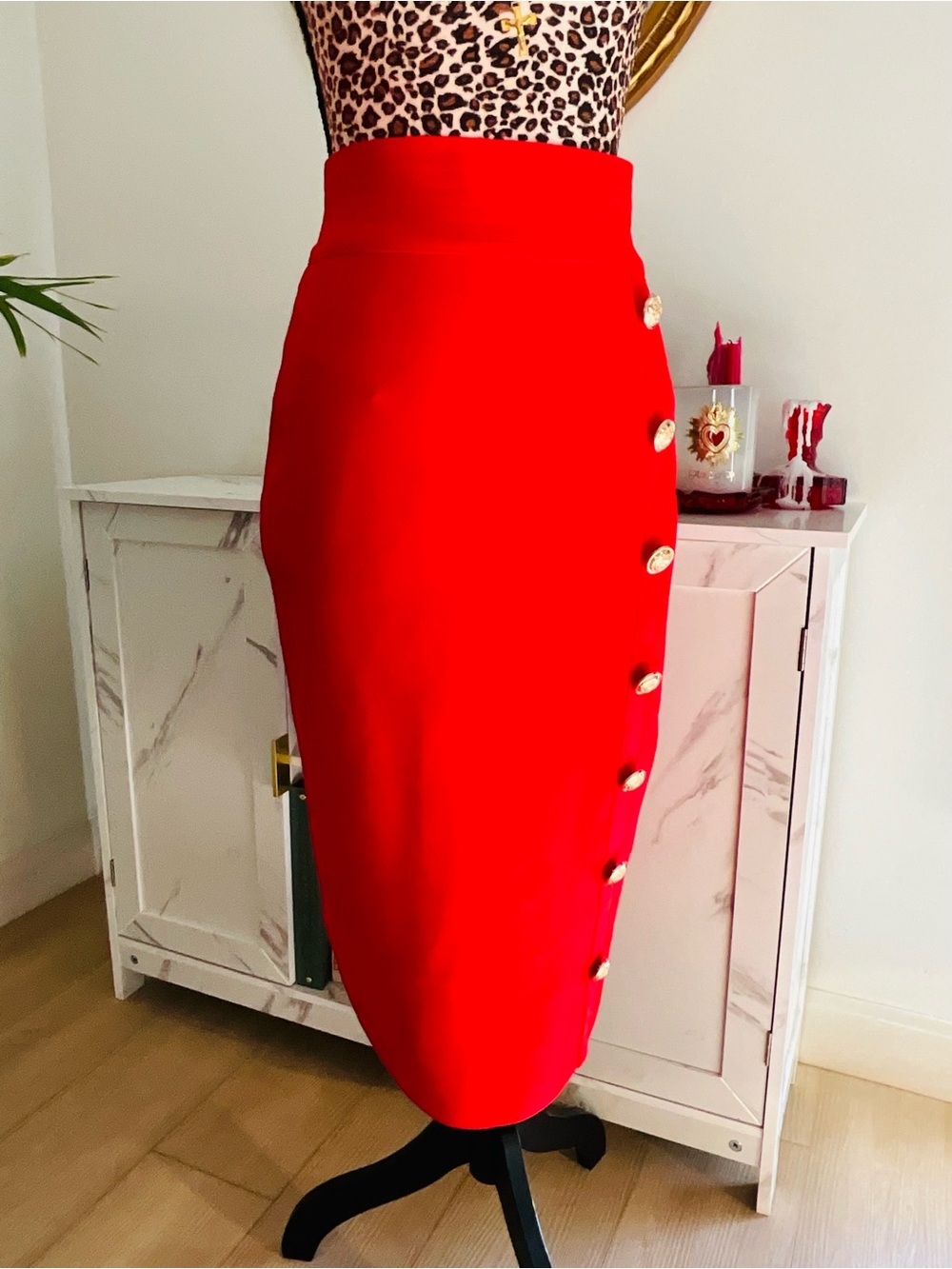Red Gold Button Pencil Skirt - Picture 11 of 14